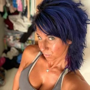 Meet your Posher, Danette